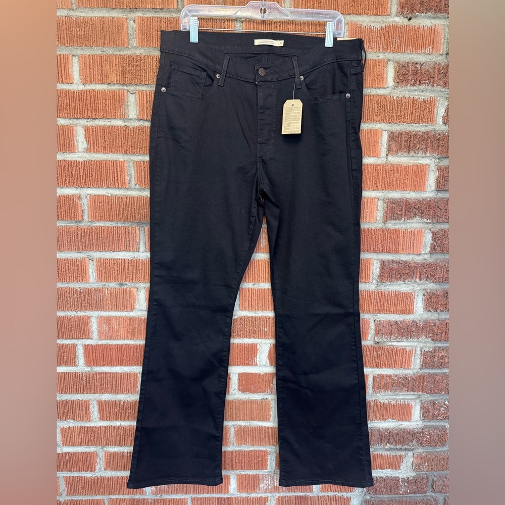 Levi Classic Bootcut Woman’s Jeans